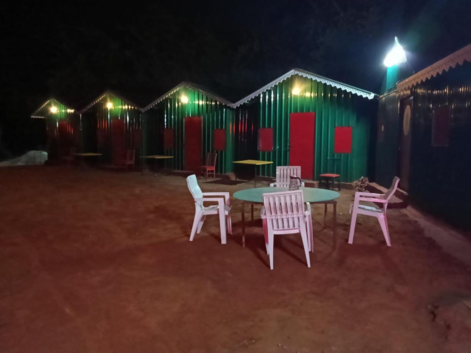 Junglee Nest Holiday Home & Huts ماهاباليشوار المظهر الخارجي الصورة